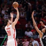 Alperen Şengün atıyor Houston Rockets kazanıyor