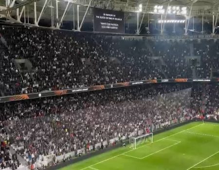 Beşiktaş taraftarından İsrail protestosu
