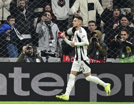 Ernest Muçi, yine sahnede! Malmö maçını da boş geçmedi