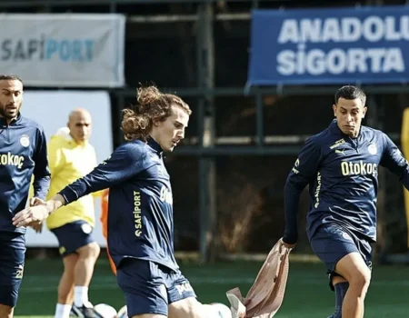 Fenerbahçe Trabzonspor maçı hazırlıklarına devam etti