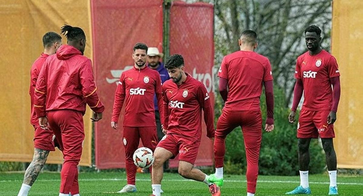 Galatasaray'da Tottenham maçı hazırlıkları sürüyor Galatasaray'da Tottenham maçı hazırlıkları sürüyor