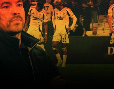 Giovanni van Bronckhorst'tan basın toplantısında kadro itirafı: Bir transfer dönemi daha gerekiyor... Ciro Immobile'nin sakatlığı ne olacak?
