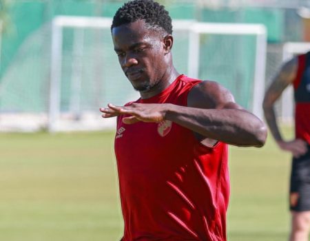 Göztepe, Eyüpspor maçı hazırlıklarına iki antrenmanla devam etti