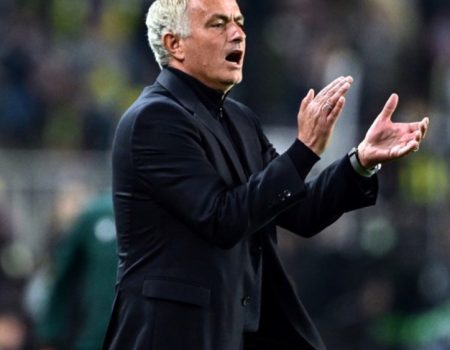 Mourinho’nun Transfer Listesi Belli Oldu: 3 Yıldız İsim Hedefte
