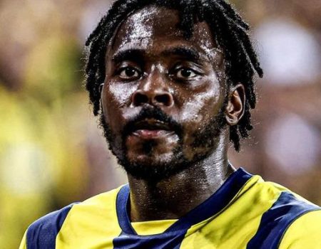 Osayi'den Fenerbahçe yönetimine ilginç cevap! "İngiltere'den teklif bekliyorum"