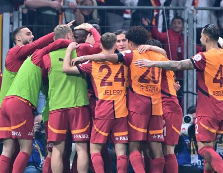 TRANSFER HABERLERİ | Galatasaray'ın yıldızına Ada'dan sürpriz ilgi!