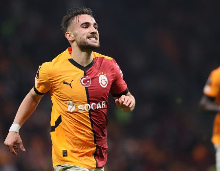 Yunus Akgün: "Galatasaray'da hayallerimi yaşıyorum"
