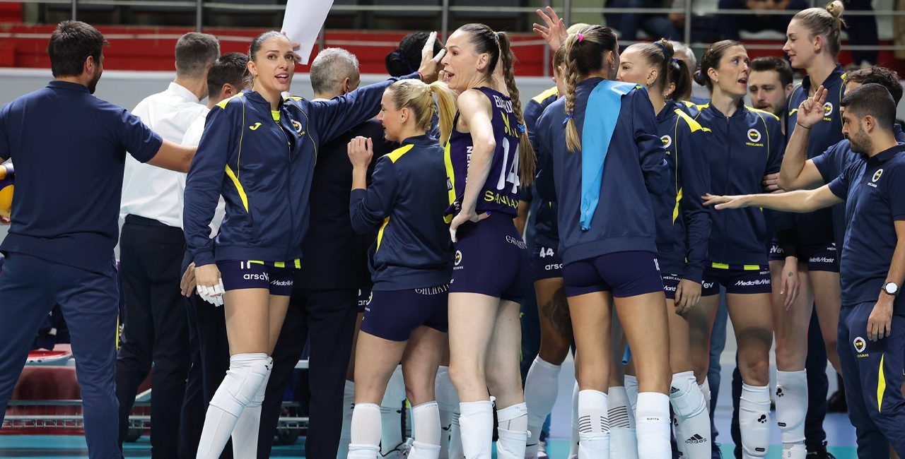 Fenerbahçe Medicana evinde Beşiktaş Ayos'a set vermedi!