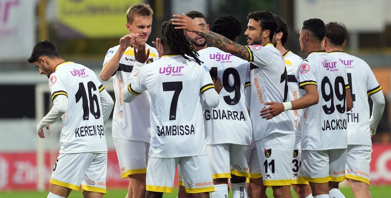 İstanbulspor, Kilis Belediyespor'u 4 golle yenerek turladı
