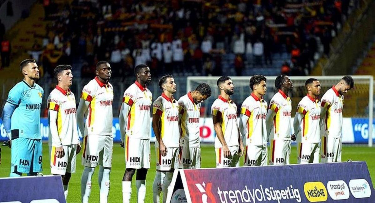Göztepe ilk peşinde